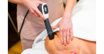 Applying shockwave to a shoulder